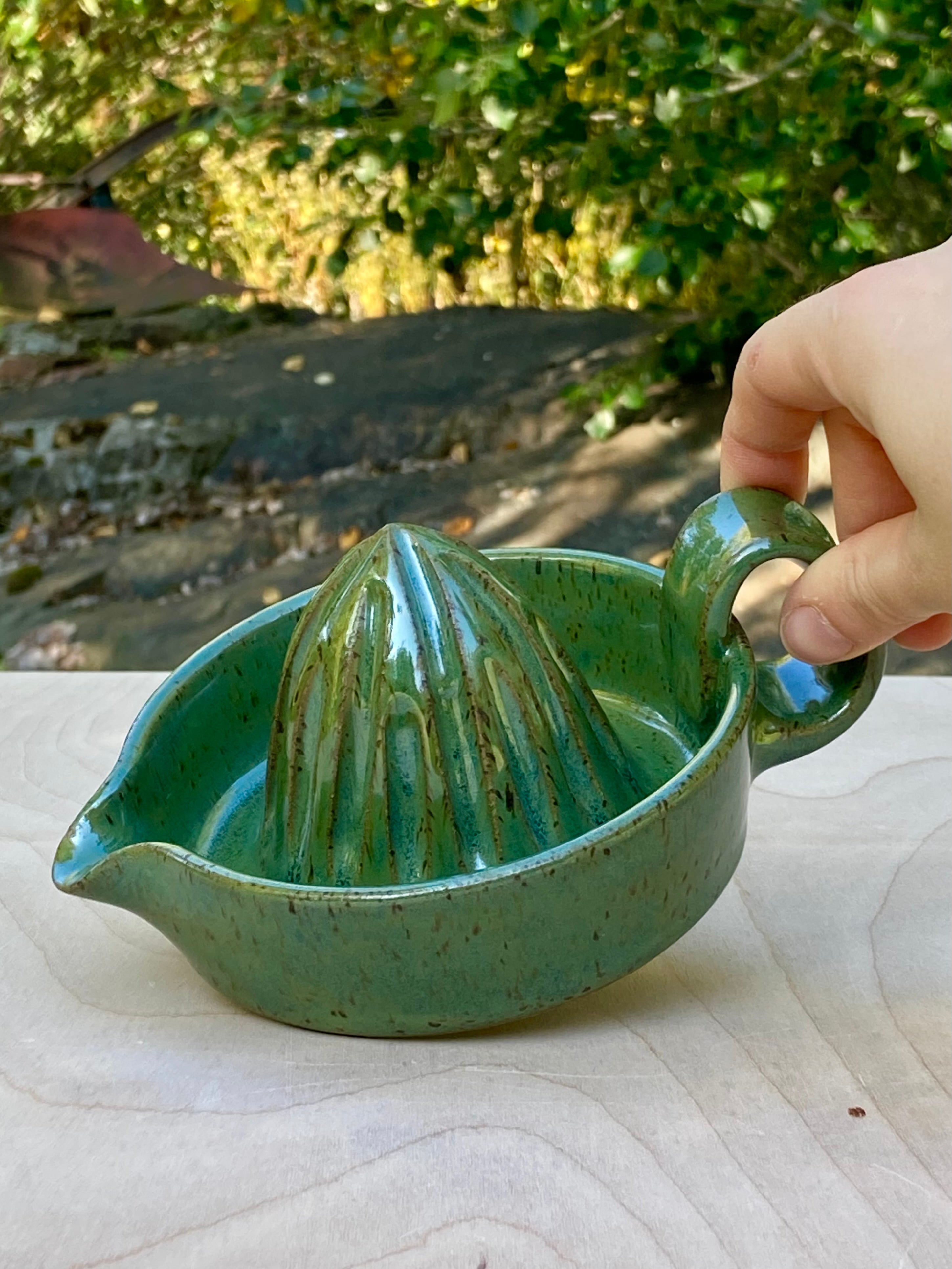 Ceramic citrus on sale juicer
